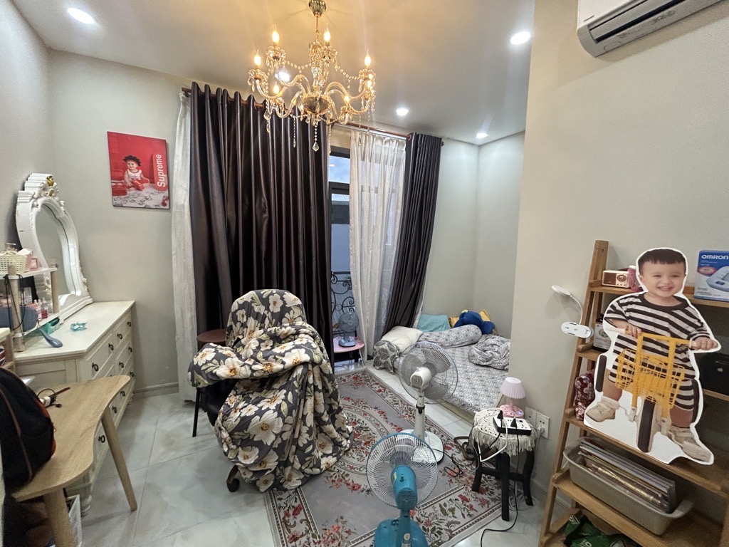 VỊ TRÍ ĐẸP , NHÀ ĐẸP, HẺM XE HƠI , 5 TẦNG, 60M2